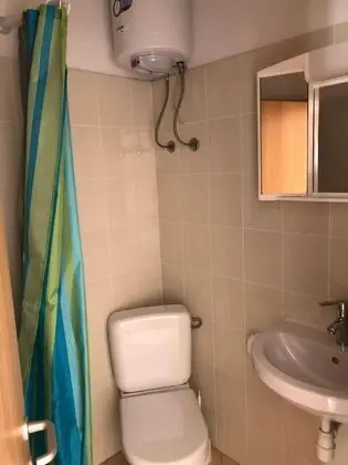 Stüdyo (Domagoj - on the beach - SA5 bijeli(2)