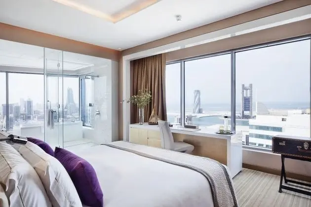 Premier Room