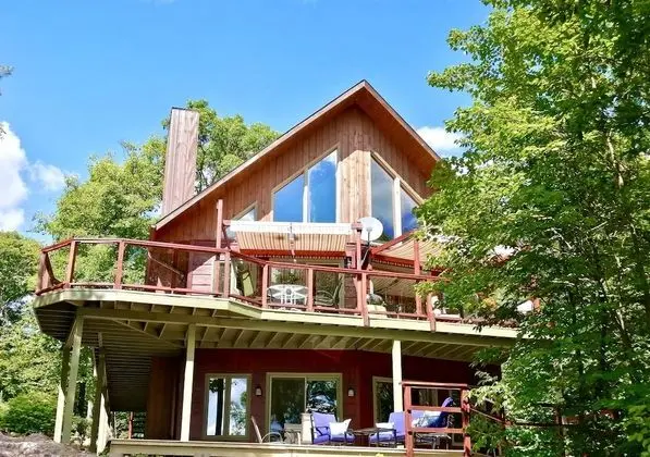Panoramic Apart Daire, Göl Manzaralı