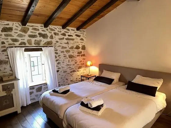 Premium Tek Büyük veya İki Ayrı Yataklı Oda