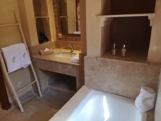 Standard Tek Büyük veya İki Ayrı Yataklı Oda