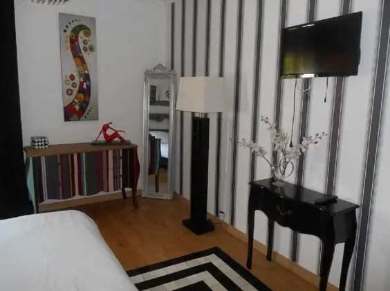 Tek Büyük Yataklı Oda (Clin d’Oeil)