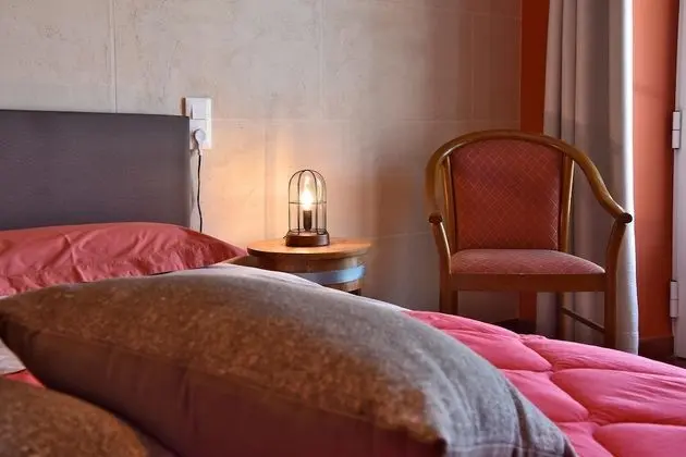 Comfort Tek Büyük Yataklı Oda, 1 En Büyük (King) Boy Yatak, Engellilere Uygun, Sigara İçilmez