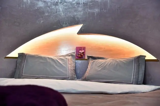 Romantic Oda