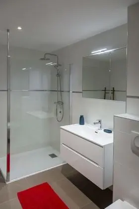 Apart Daire, Engellilere Uygun, Banyolu/Duşlu (David 11)