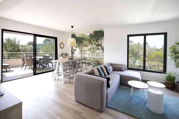 Apart Daire, Engellilere Uygun, Banyolu/Duşlu (Hugo 9)