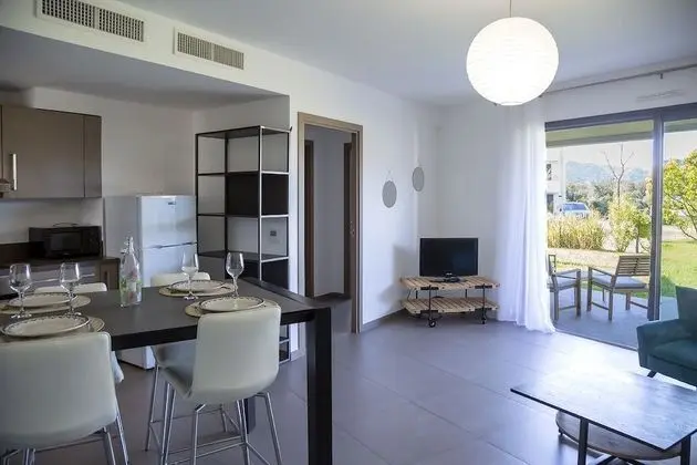 Apart Daire, Engellilere Uygun, Banyolu/Duşlu (Cézanne 6)