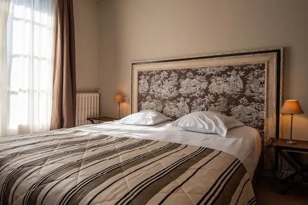 Grand Oda, Özel Banyo, Havuz Manzaralı (Superior)