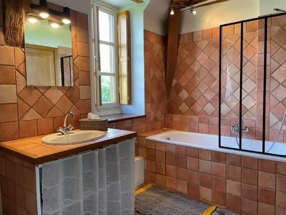 Deluxe Tek Büyük Yataklı Oda, Banyolu/Duşlu, Bahçe Manzaralı (Santa Teresa)