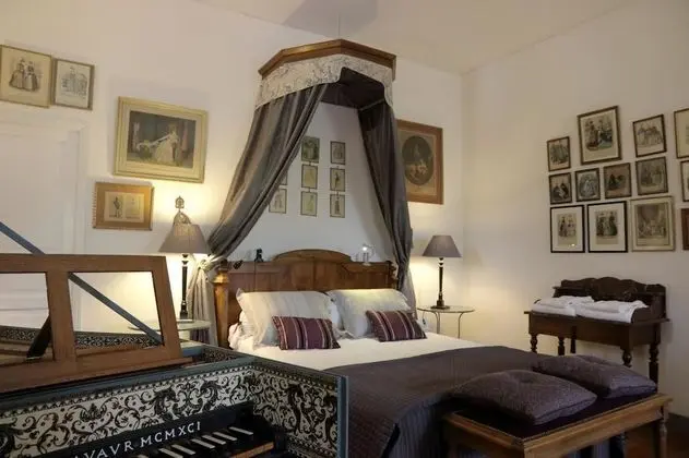 Tek Büyük Yataklı Oda