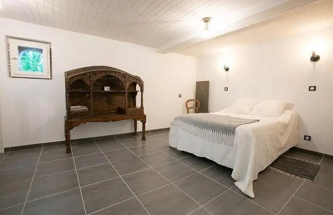 Comfort Tek Büyük Yataklı Oda