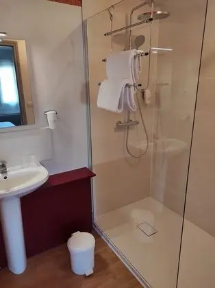Classic Tek Büyük veya İki Ayrı Yataklı Oda, Özel Banyo, Bahçe Manzaralı