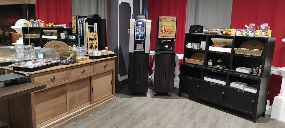 Classic Tek Büyük veya İki Ayrı Yataklı Oda, Özel Banyo, Bahçe Manzaralı