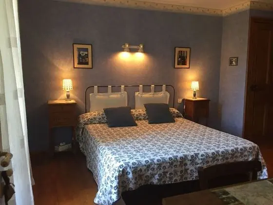 Classic Üç Kişilik Oda (Blue)