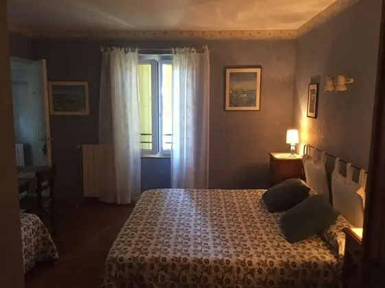 Classic Üç Kişilik Oda (Blue)