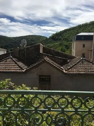 Classic Üç Kişilik Oda (Blue)