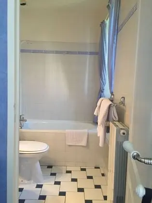 Classic Üç Kişilik Oda (Blue)