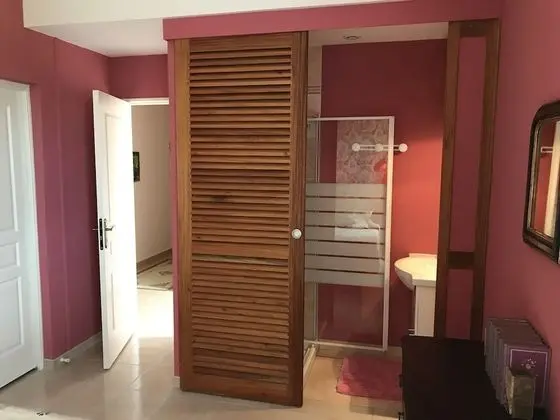 Tek Büyük veya İki Ayrı Yataklı Oda (Rose)