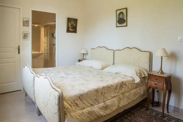 Tek Büyük Yataklı Oda (Jaune)