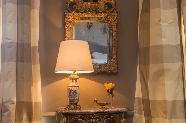 Tek Büyük Yataklı Oda (Ghislaine)