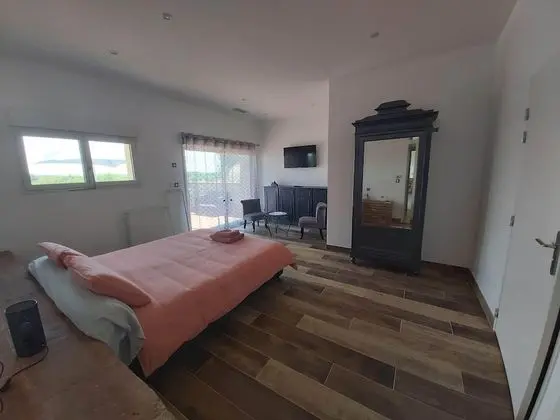 Comfort Tek Büyük veya İki Ayrı Yataklı Oda