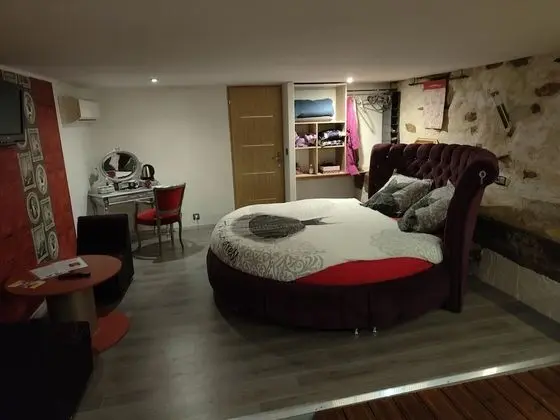 Tek Büyük Yataklı Oda (La chambre des Délices)