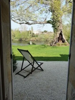 Tek Büyük Yataklı Oda (Le Ruisseau)