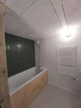 Classic Tek Büyük Yataklı Oda, Banyolu/Duşlu, Bahçe Manzaralı (The Wee Room)