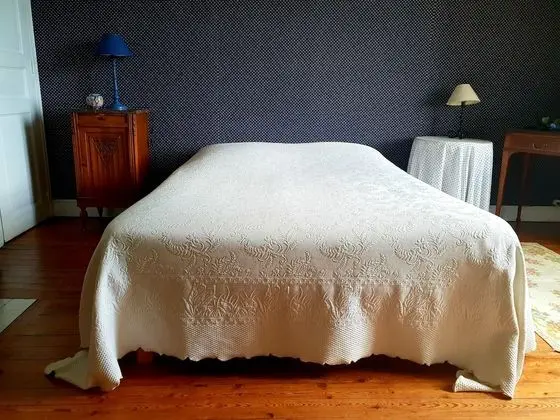 Üç Kişilik Oda