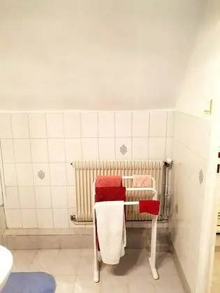 Üç Kişilik Oda
