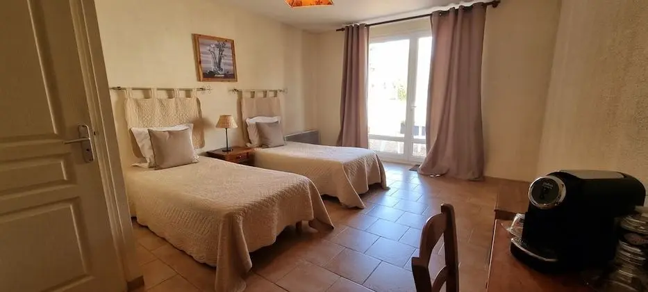 Traditional Dört Kişilik Oda