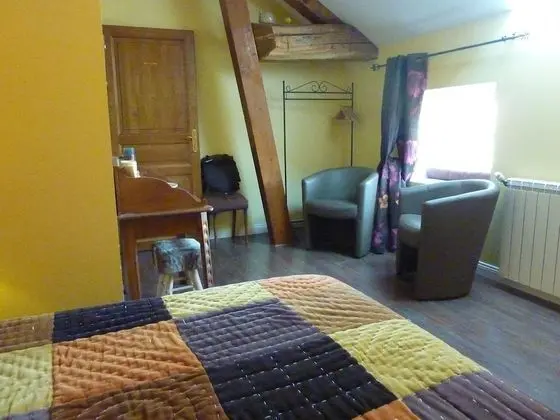 Tek Büyük Yataklı Oda (Vallée d'Auge)