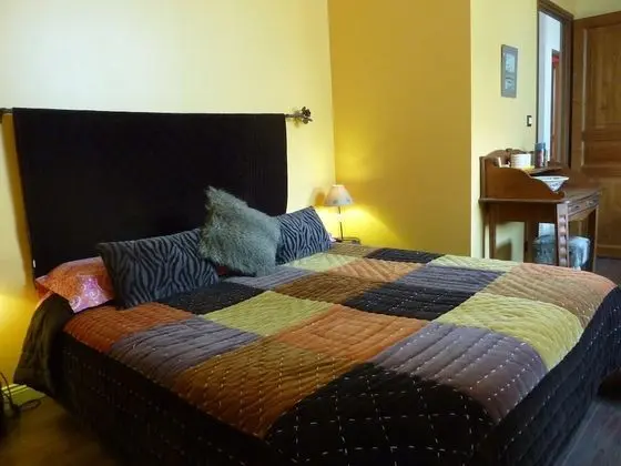 Tek Büyük Yataklı Oda (Vallée d'Auge)