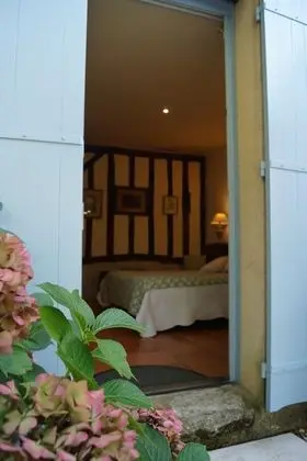 Tek Büyük Yataklı Oda, Bahçeli (Chambre Verte)