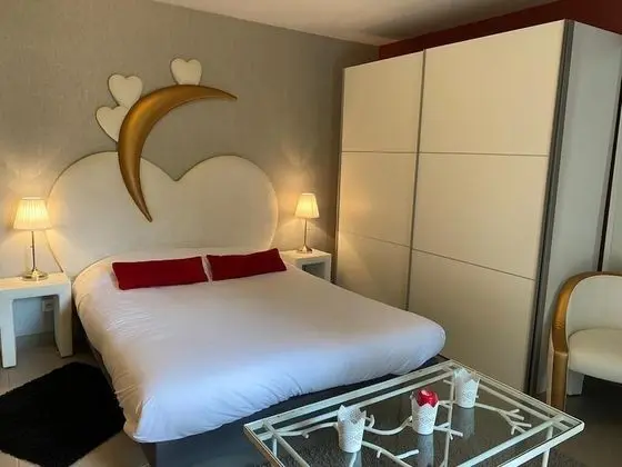 Superior Tek Büyük Yataklı Oda, Banyolu/Duşlu