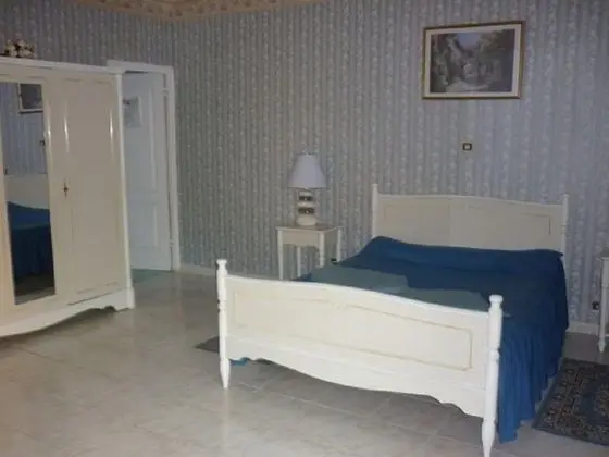 Tek Büyük Yataklı Oda