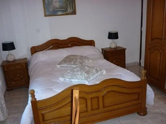 Üç Kişilik Oda