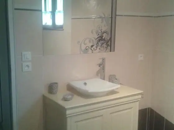 Dört Kişilik Oda (La Rose des Sables)