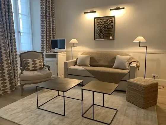 Tek Büyük Yataklı Oda, Ek Bina (Elegance)