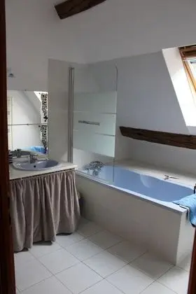 Club Oda, 2 Tek Kişilik Yatak, Ortak Banyo