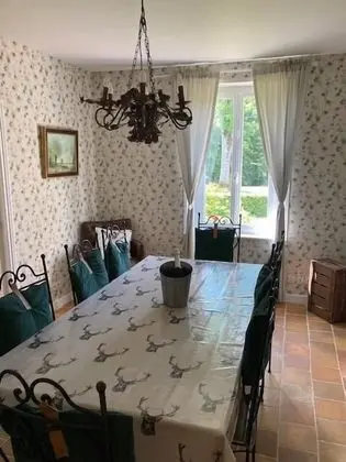 Family Kır Evi, Banyolu/Duşlu (Gîte Mimi Pinson)