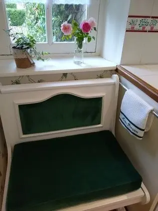 Family Kır Evi, Banyolu/Duşlu (Gîte Mimi Pinson)