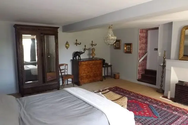 Tek Büyük Yataklı Oda, Banyolu/Duşlu (Jacquline)