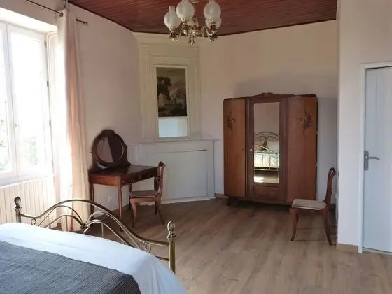 Luxury Tek Büyük Yataklı Oda, Banyolu/Duşlu, Bahçe Manzaralı (Charleston)