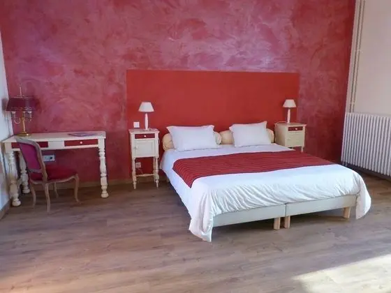 Luxury Tek Büyük Yataklı Oda, Banyolu/Duşlu (Vue sur vignes - Vanille)