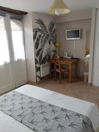 Tek Büyük Yataklı Oda, Banyolu/Duşlu