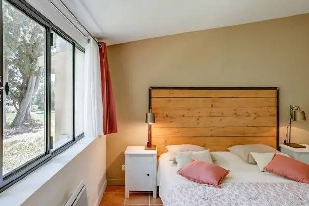 Ev, Teras (Gite du Chai)