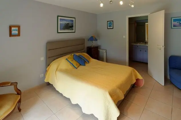 Tek Büyük Yataklı Oda (La Lavande)