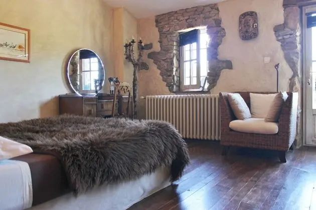 Romantic Tek Büyük Yataklı Oda, 1 Çift Kişilik Yatak, Teras, Bahçe Manzaralı