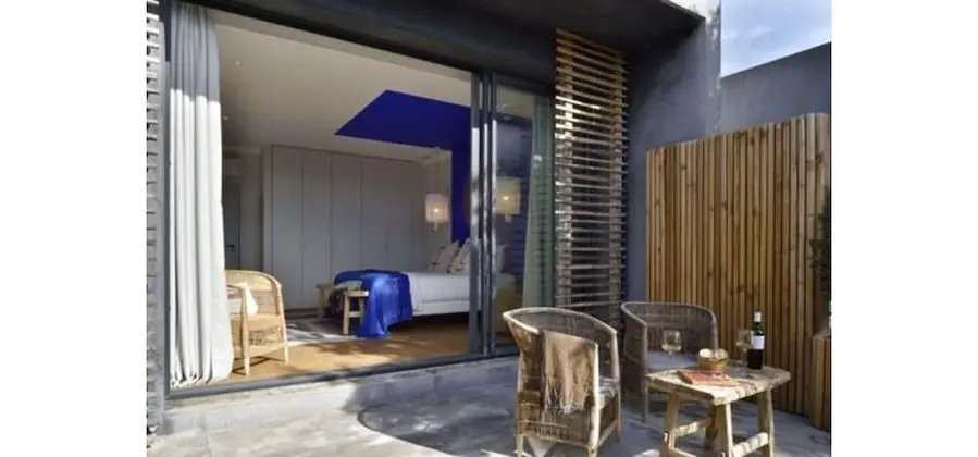 Superior Tek Büyük Yataklı Oda (Colette)